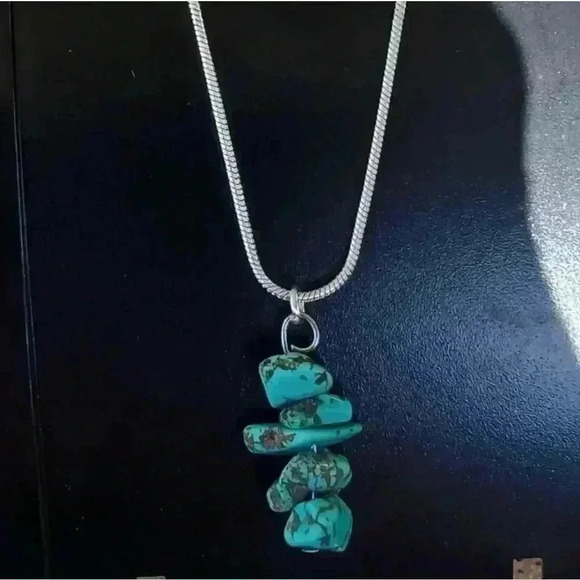 Mom's island beads Jewelry - Handmade turquoise stone pendant necklace